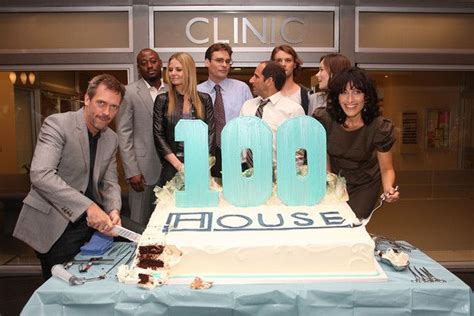 Dr. House celebrating 100 episodes. #house #episode #celebrating | Dr ...