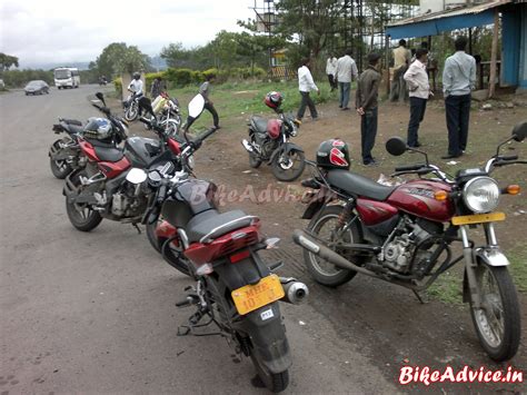 Bajaj Boxer BM100 Caught Testing in Pune, Launch Possible