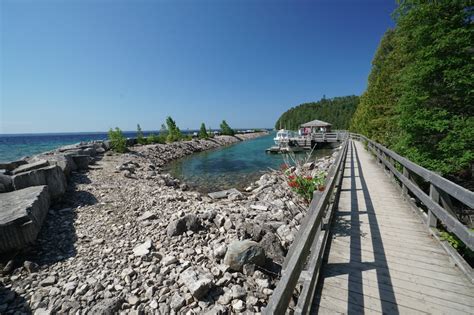 Flowerpot Island - Hike, Swim, Explore - Bruce Anchor Cruises