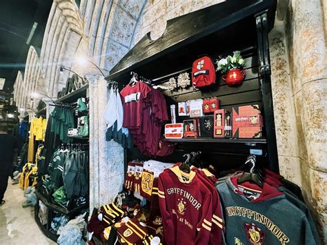 ‘Back to Hogwarts 2023’ – Harry Potter Fans Gathering at King’s Cross ...