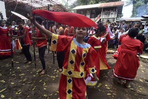 School of Living Traditions opens in Bukidnon village