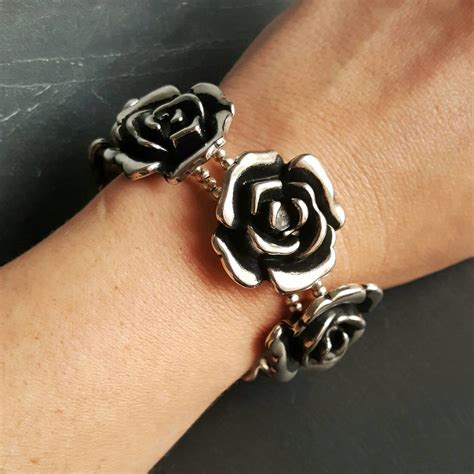 Gothic Rose Bracelet Victorian Fantasy Jewelry – DRAVYNMOOR