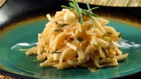 White radish salad (Sangchae) recipe - BBC Food