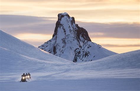 South Coast & Snowmobile Tour | Northern Lights Iceland | Aurora Borealis