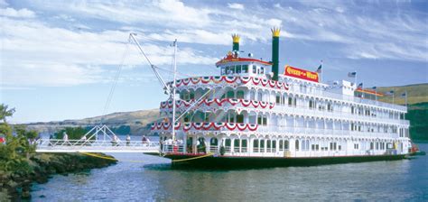 History of Cruise Ships on the Columbia River | US River Cruises