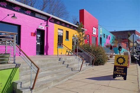 Fun things to do in Asheville NC - Downtown Asheville Art District