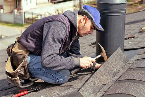 Signs It's Time for Asphalt Shingle Repair or Replacement | ROOFWORKS Inc.