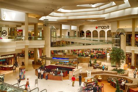 Top 10 Largest Shopping Mall Companies In USA | Top 10 Companies In USA For Business,Job ...