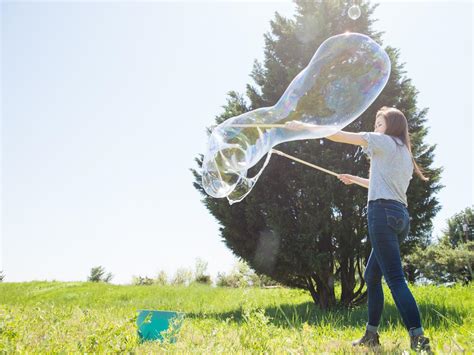 How To Make Bubbles With Dish Soap