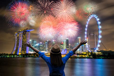 Catch the Magic of New Year's Eve Fireworks in Singapore