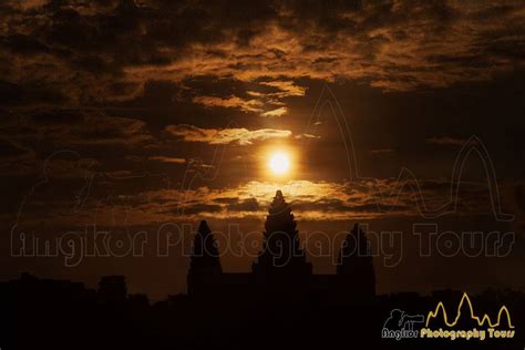 Angkor Wat Sunrise Equinox