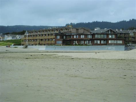 A seawall constructed in front of the Ecola Inn in Cannon Beach. The ...