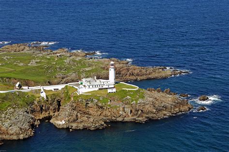 Fanad Head Light Lighthouse in Arryheernabin, Fanad Peninsula, County Donegal, Ireland ...