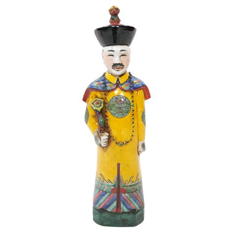 Chinese Porcelain Qing Emperor Decorative Figure For Sale at 1stDibs
