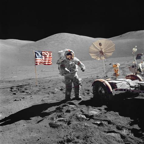 A moon landing in 2024? NASA says it'll happen, others say: no way ...