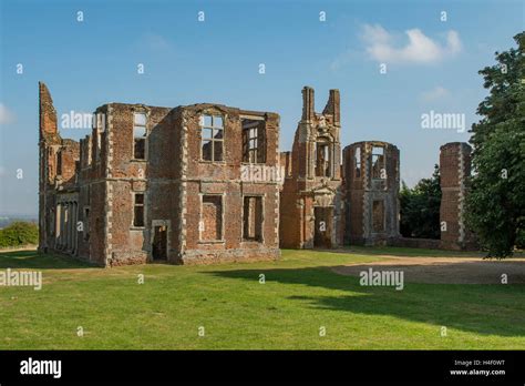 Houghton House Ruins, Ampthill, Bedfordshire, England Stock Photo - Alamy