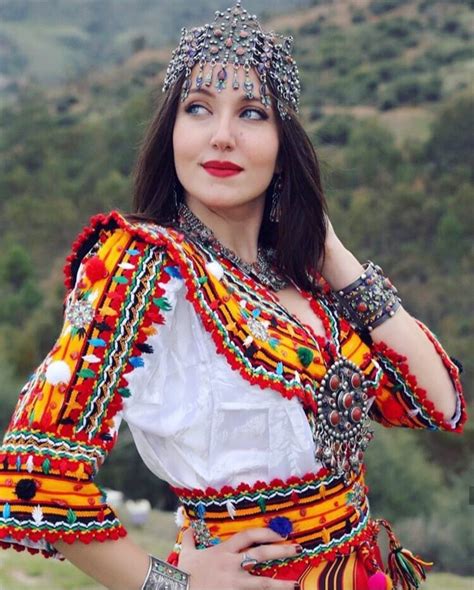 Pin by Femme Fatale on ROBE KABYLE | Fashion, Traditional outfits ...