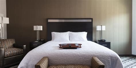 Hampton Inn & Suites Portsmouth Downtown (Portsmouth, NH): What to Know ...