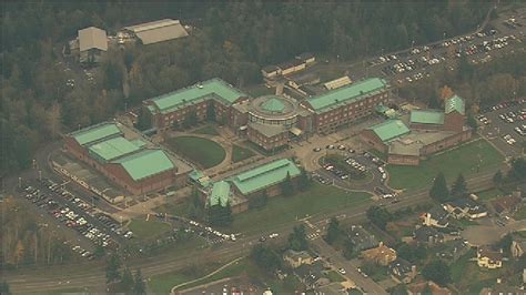 Fireworks scare prompts lockdown at Mukilteo's Kamiak HS | KOMO