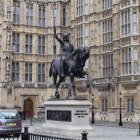 Richard I statue : London Remembers, Aiming to capture all memorials in London