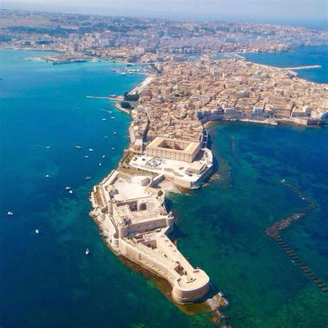 Sicily among the clouds: Ortigia - bird's eye view