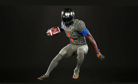 LOOK: Florida Gators honor 25 years of ‘The Swamp’ with green scale alternate uniforms ...