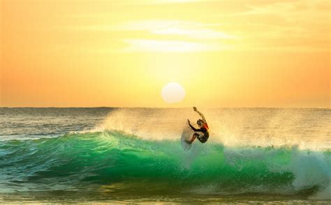 The 8 best places to surf in Australia - Lonely Planet