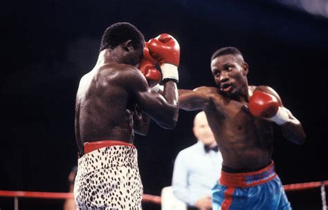 Boxing Hall of Famer Pernell Whitaker dies in auto accident - Yahoo Sports