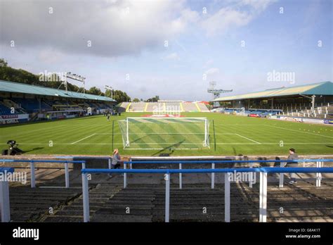 General view pitch ladbrokes scottish championship match cappielow park hi-res stock photography ...