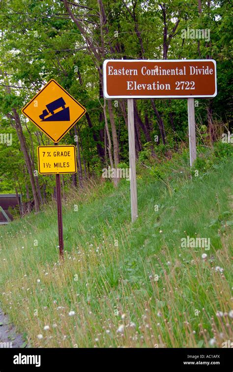 Pennsylvania sign showing the location of the Eastern Continental Divide Stock Photo - Alamy