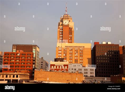 Lansing michigan downtown skyline hi-res stock photography and images ...