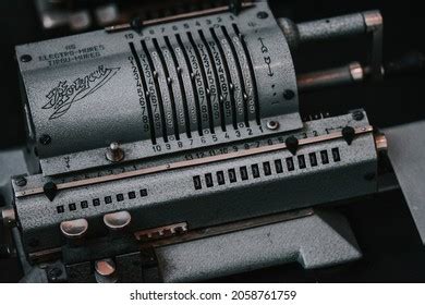 2,237 Old calculating machine Images, Stock Photos & Vectors | Shutterstock