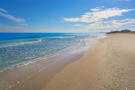 13 Best Beaches in Valencia, Spain | Celebrity Cruises