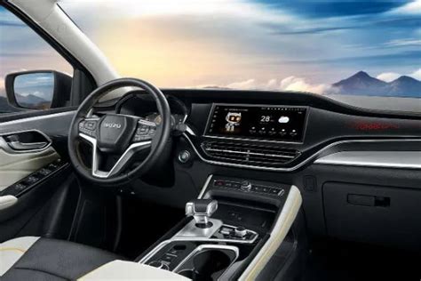 2024 Isuzu D-Max SUV Interior