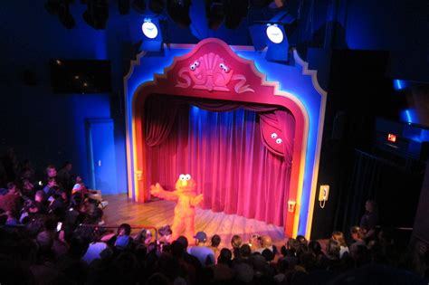 Elmo the Musical—Live at Sesame Place! - a photo on Flickriver