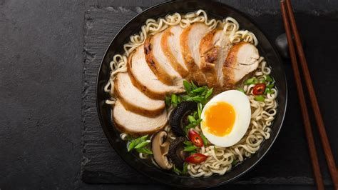 Ramen con pollo: una receta sencilla para probar la cocina japonesa - Gurmé