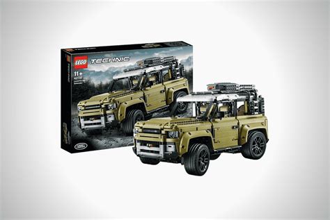 LEGO Technic Land Rover Defender