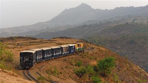 Mumbai-Pune train travel time cut by 30 minutes | Mumbai news - Hindustan Times