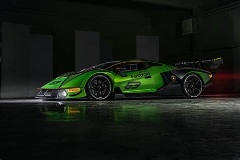 Lamborghini Essenza SCV12 Unveiled: Hardcore, Track-Only! - GTspirit