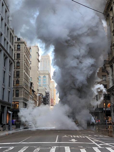 Today’s steam pipe explosion in NYC triggers me pretty badly (Photo ...