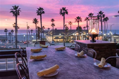 Outdoor Seating Restaurants in Huntington Beach