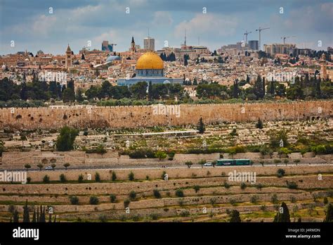 Dome Of The Rock Jerusalem Aerial Stock Photos & Dome Of The Rock ...