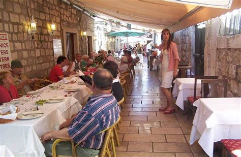 Dubrovnik Old Town Restaurants | Dubrovnik Villas