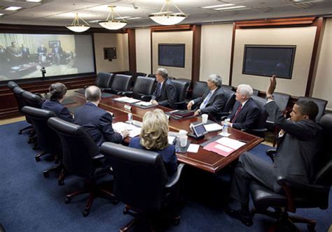 isimez: white house situation room