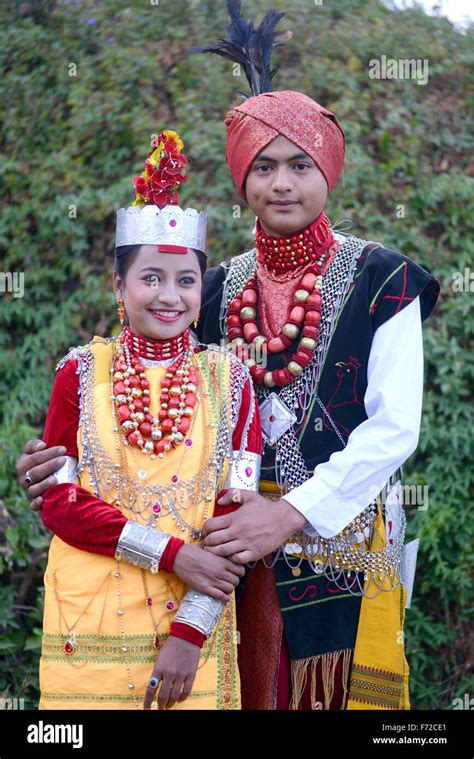 Meghalaya traditional dress hi-res stock photography and images - Alamy