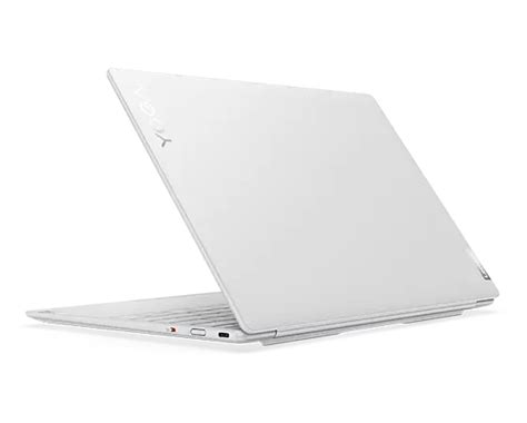 Yoga Slim 7i Carbon Gen 8 (13″ Intel) | Stylish, powerful 13 ...