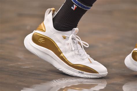Steph Curry debuting the new Curry 8 : r/Sneakers