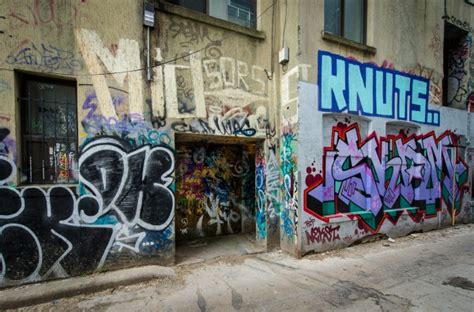 Graffiti Alley Toronto – richard cleaver