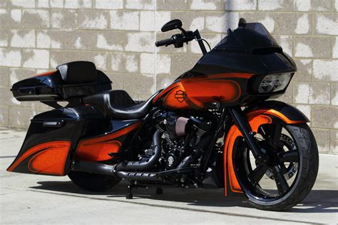 2017 HARLEY-DAVIDSON ROAD GLIDE SPECIAL - 21" FAT TIRE - "UNDERDOG ...