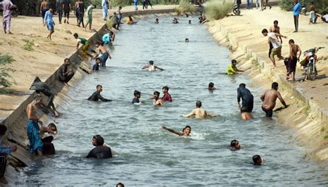 Karachi weather update: Port city to remain hot, humid today